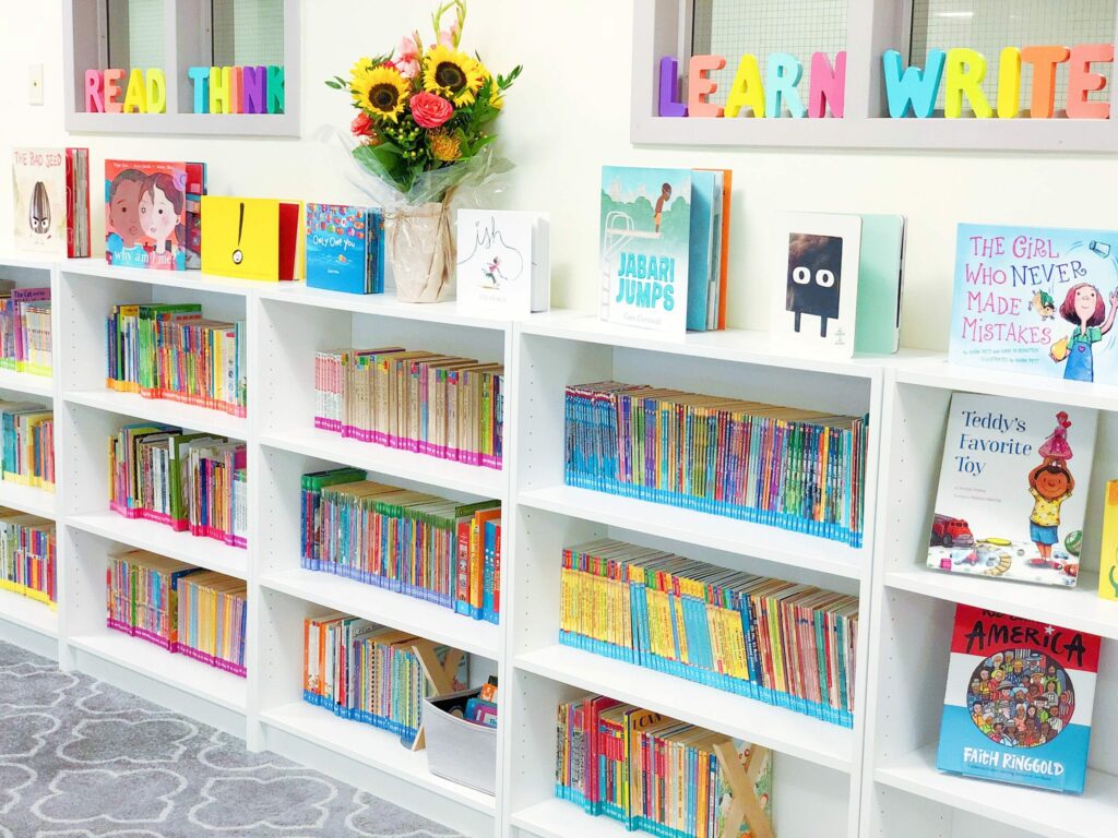 how to build a classroom library
