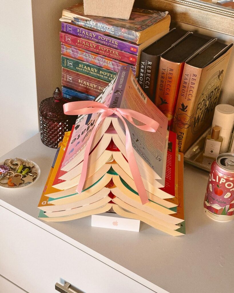 Aesthetic Open Book Tree